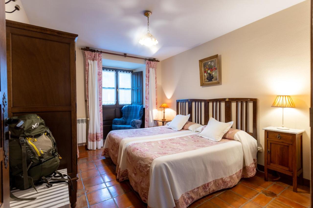Posada De Muno Muñorrodero Esterno foto